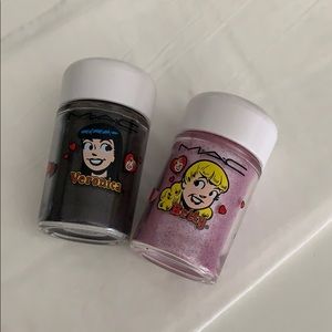 MAC Archie’s girl pigments